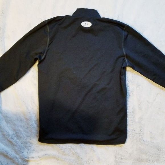 Under Armour Top - Picture 2 of 3